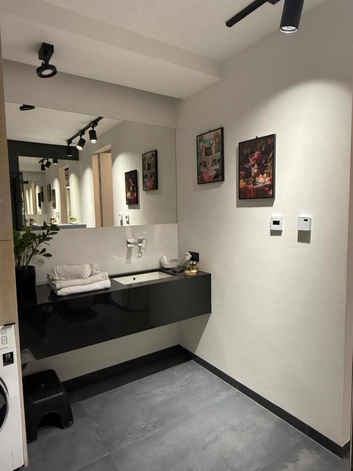 Apartment Aleja Wolnosci *